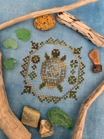 Quirky Quaker Turtle - Darling & Whimsy Designs